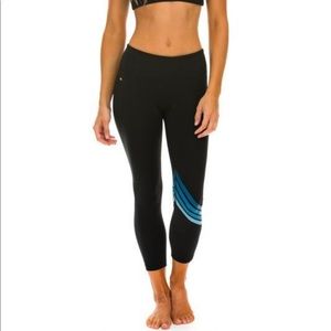 Aviator Nation cropped leggings